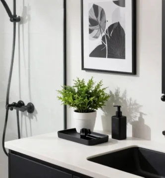 18 Black Bathroom Accessories for a Sleek Modern Look