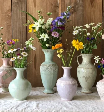 19 Old Vases Restyled for Vintage Charm