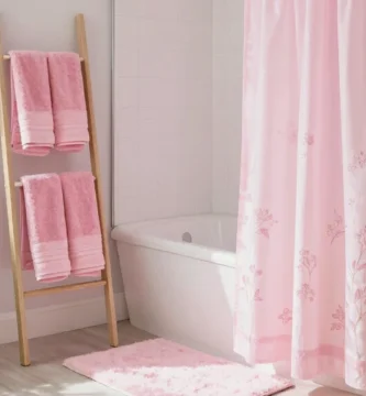 19 Pink Bathroom Accessories for Soft and Playful Decor